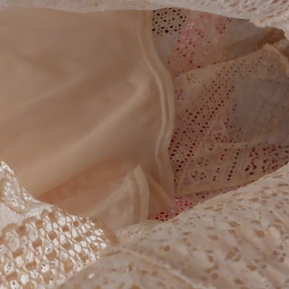 Ecru lace overlay strapless dress - Picture 4 of 6